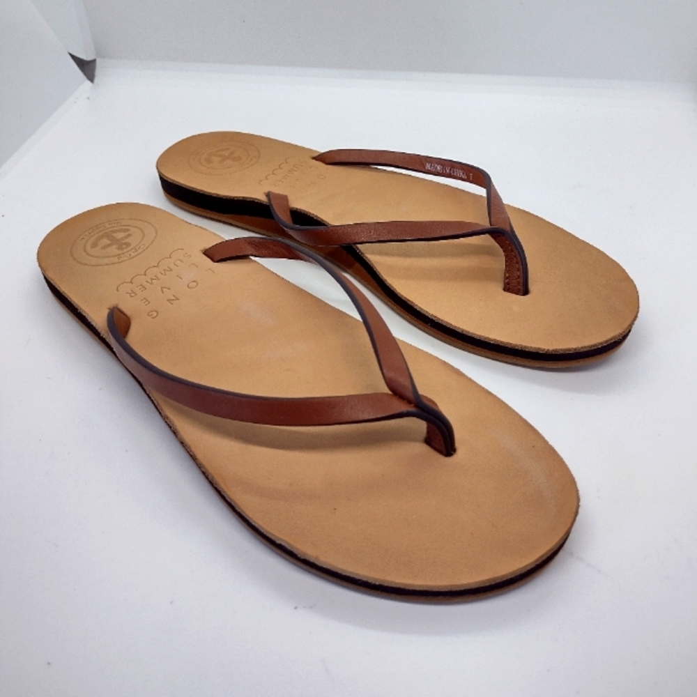 Cape cod flip flops size 7